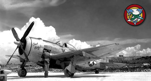 P-47N pousado na base de Le-shima, Japão, 1945